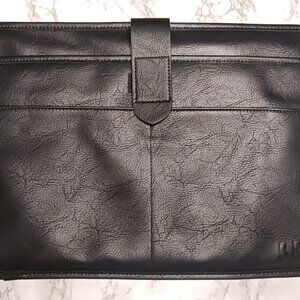 Brand new BEIS tablet sleeve